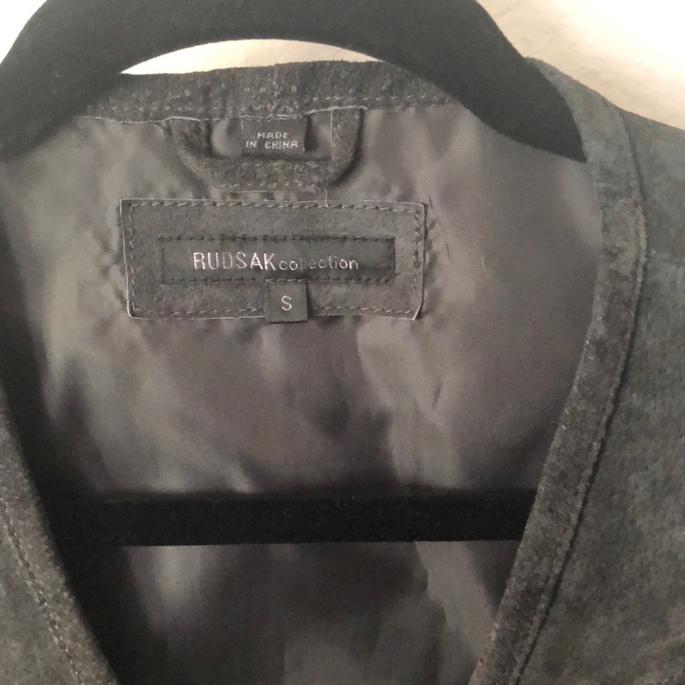 Rudsak 100% leather fringe vest in dark grey - Picture 2 of 5